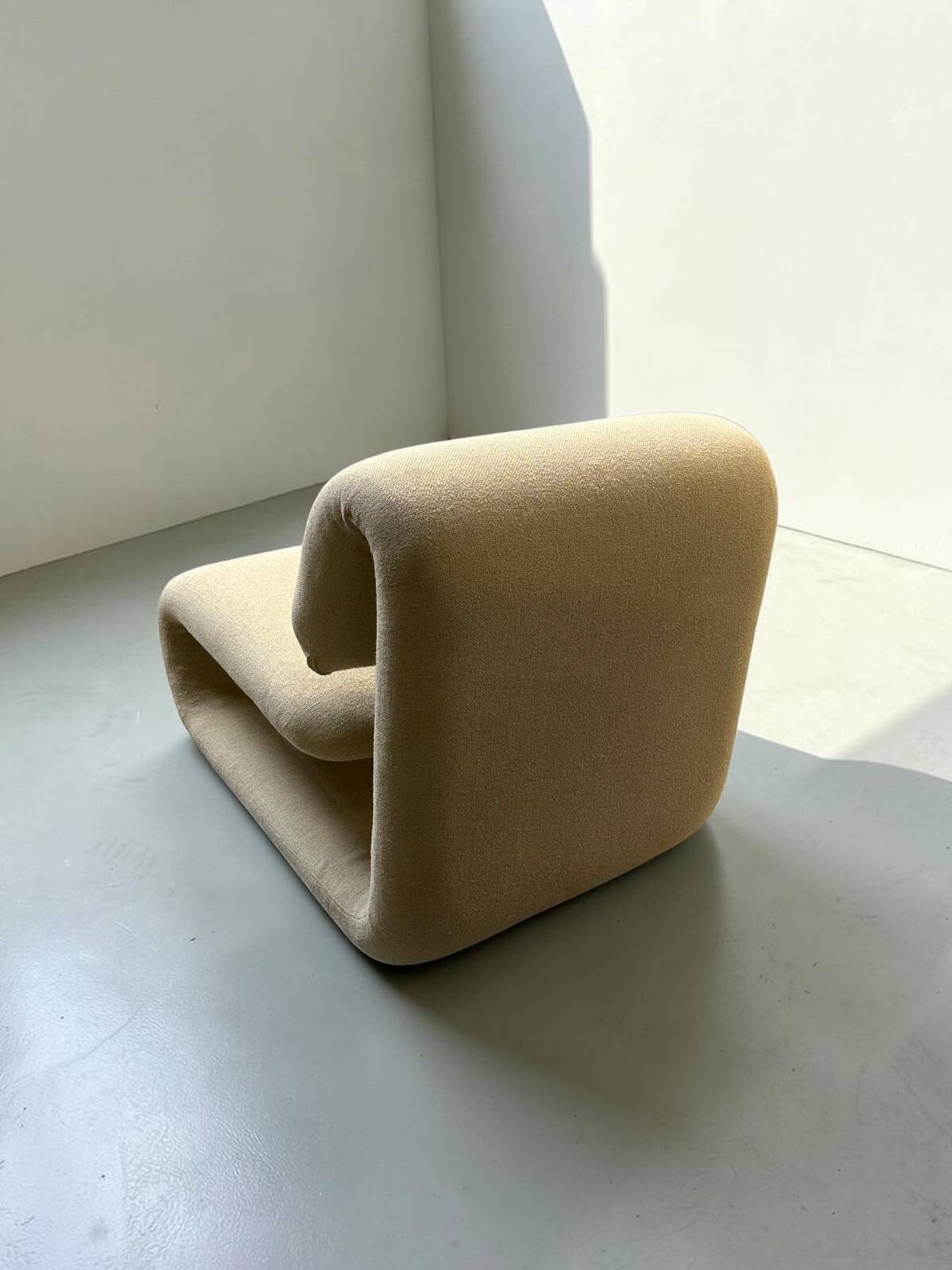 Armchair series 1500 by Etienne-Henri Martin, TFM edition 1964