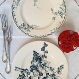 Assiettes plates anciennes dépareillées accompagnées d'un plat