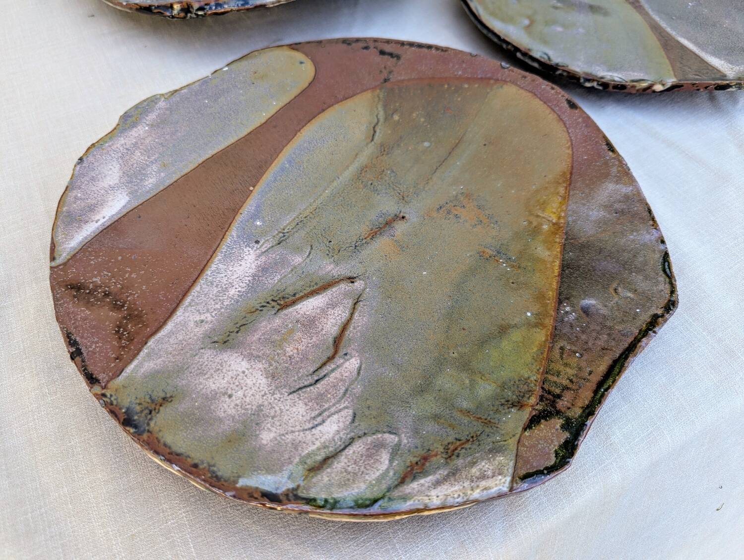 Georges Sybesma three stoneware ceramic dishes circa 1990/2000