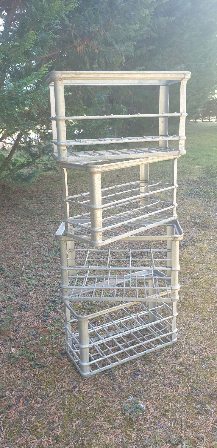 Stackable metal lockers