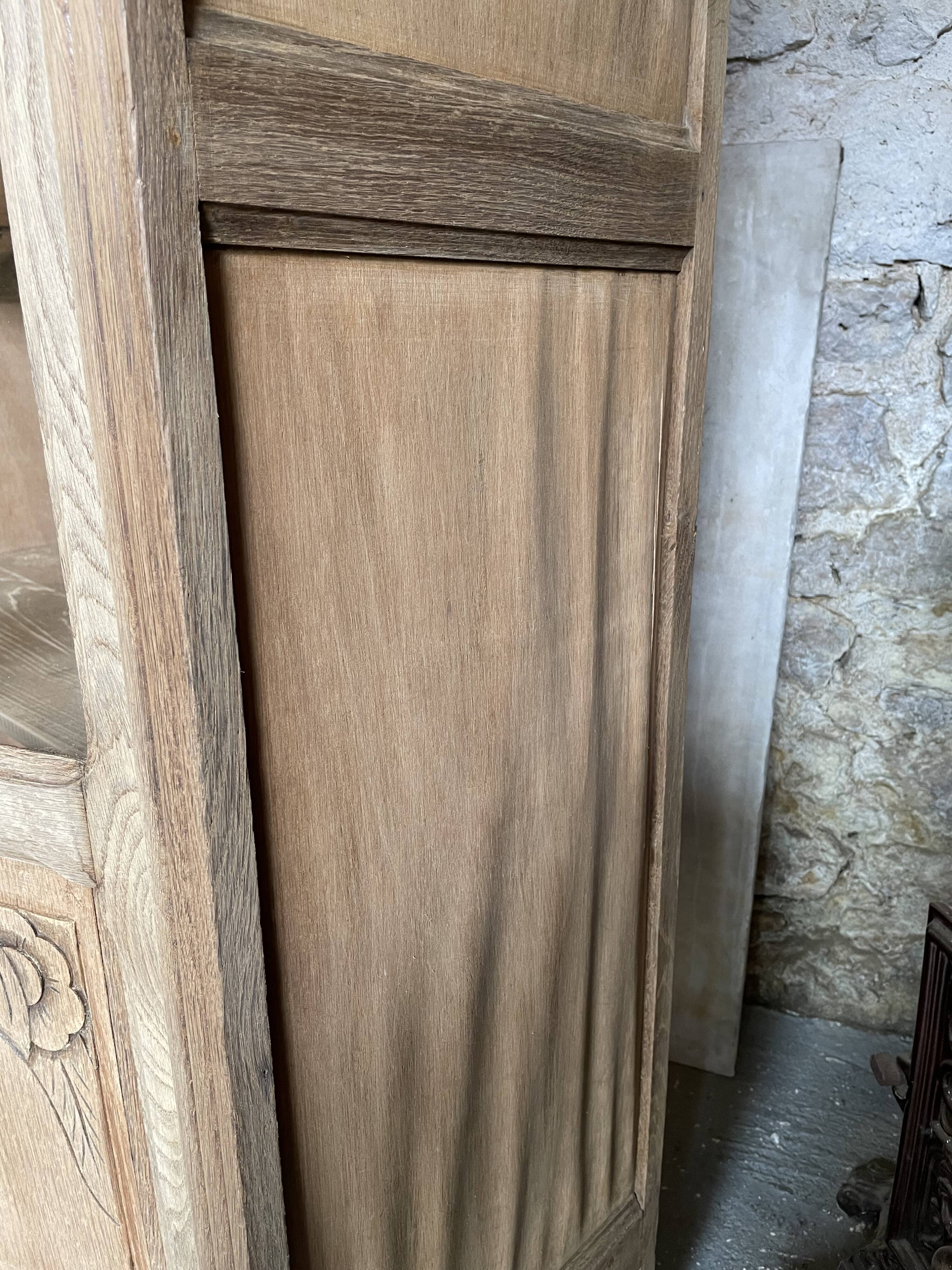 Art Deco glass cabinet