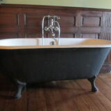 Antique cast iron bathtub