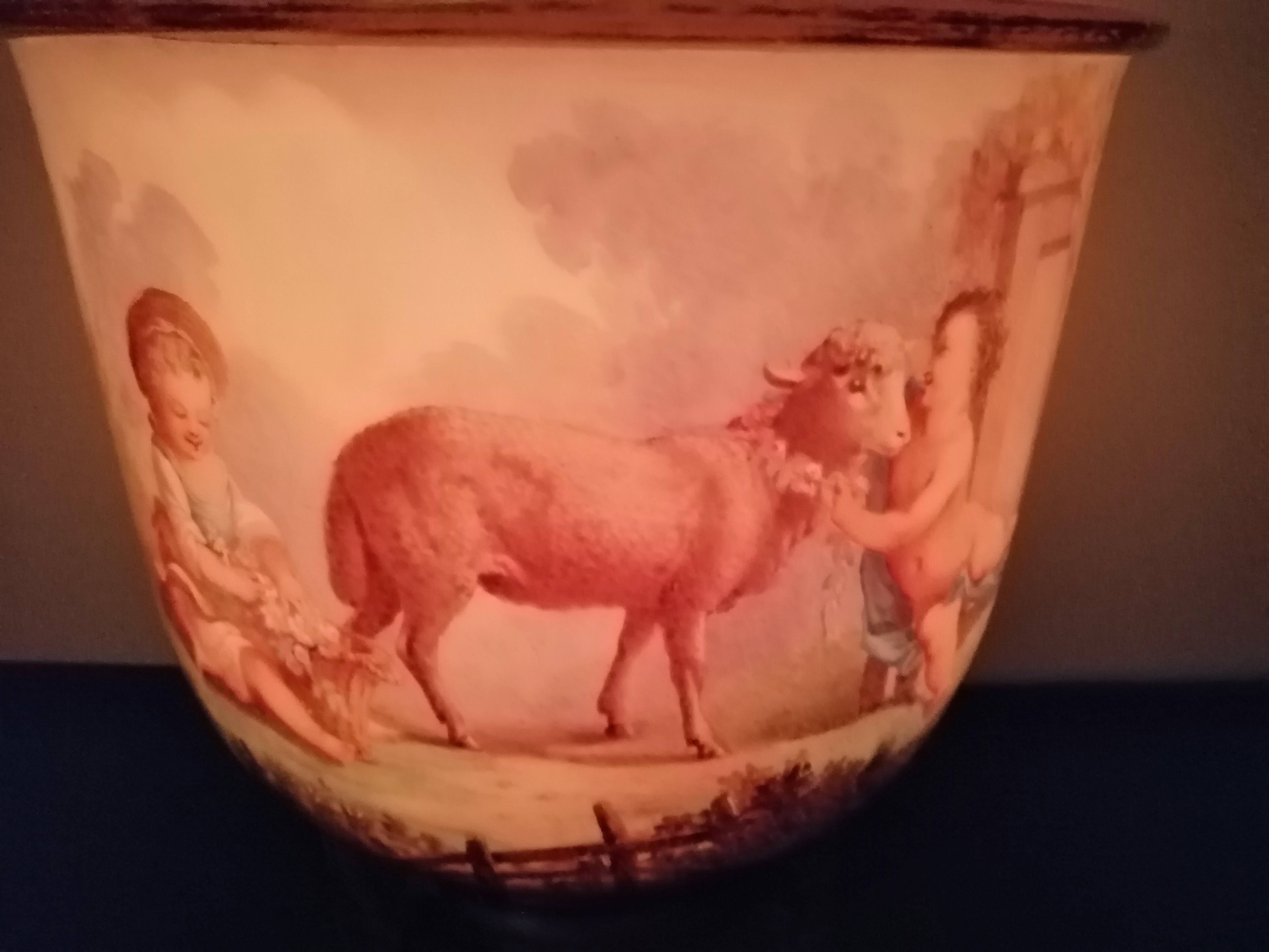 Napoleon III cache pot