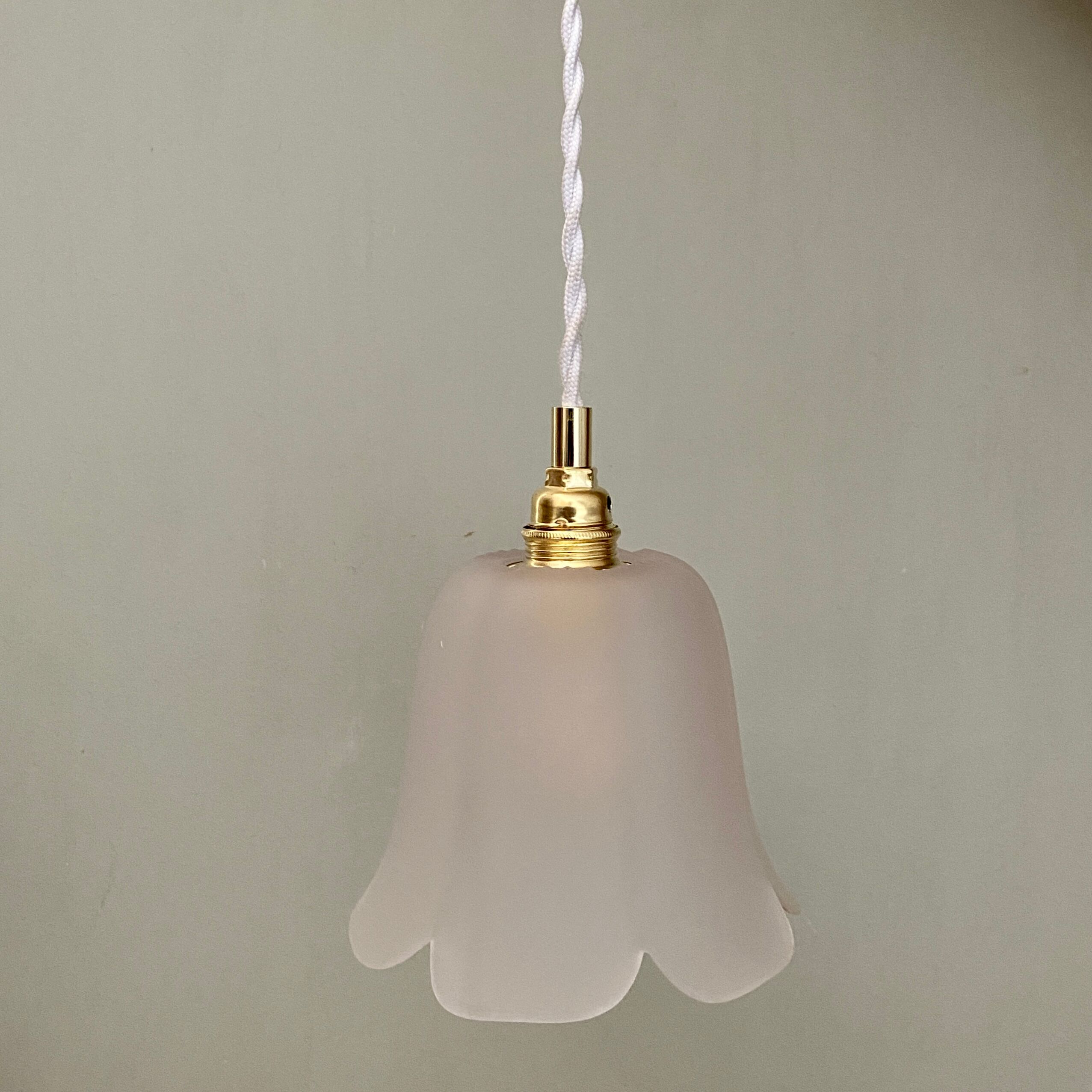 Suspension tulipe vintage en verre dépoli en forme de fleur