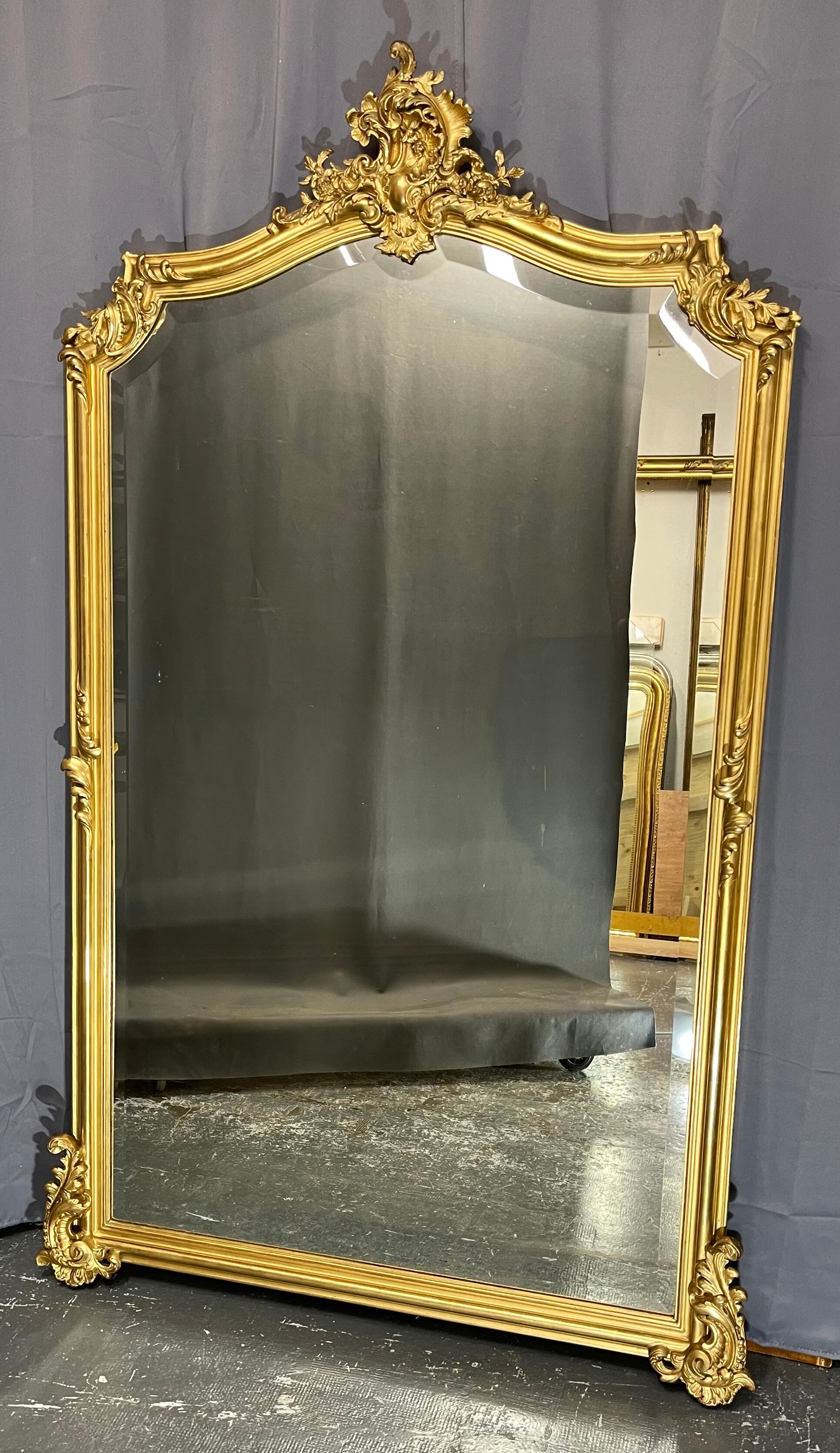 Mirror 174x111 period XIXth beautiful gilding, very good condition