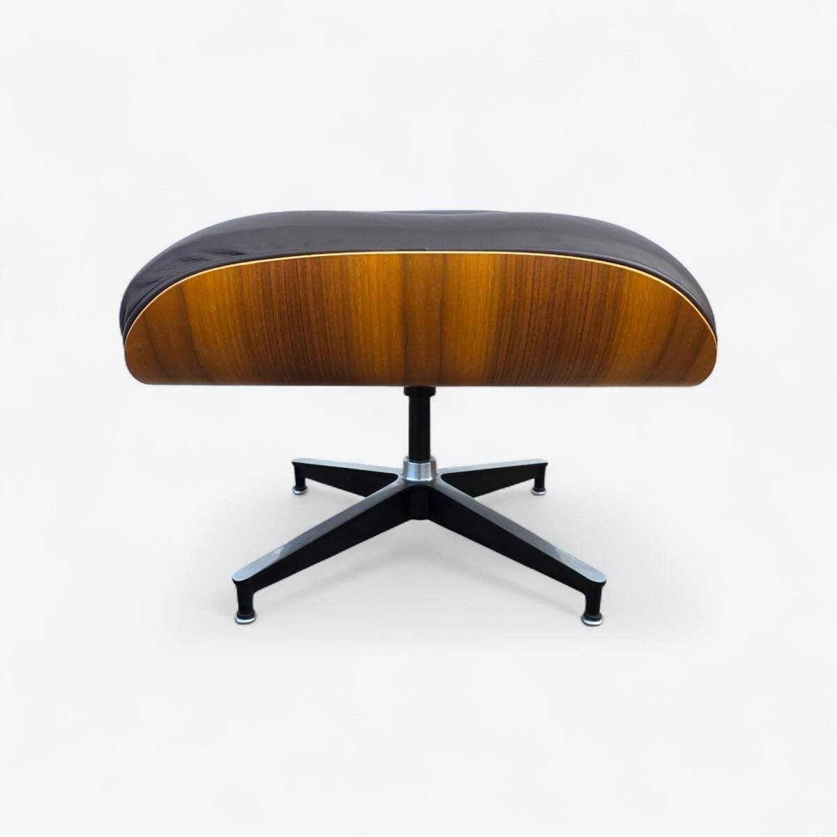 Brown & Walnut Herman Miller Original Eames Lounge Chair & Ottoman