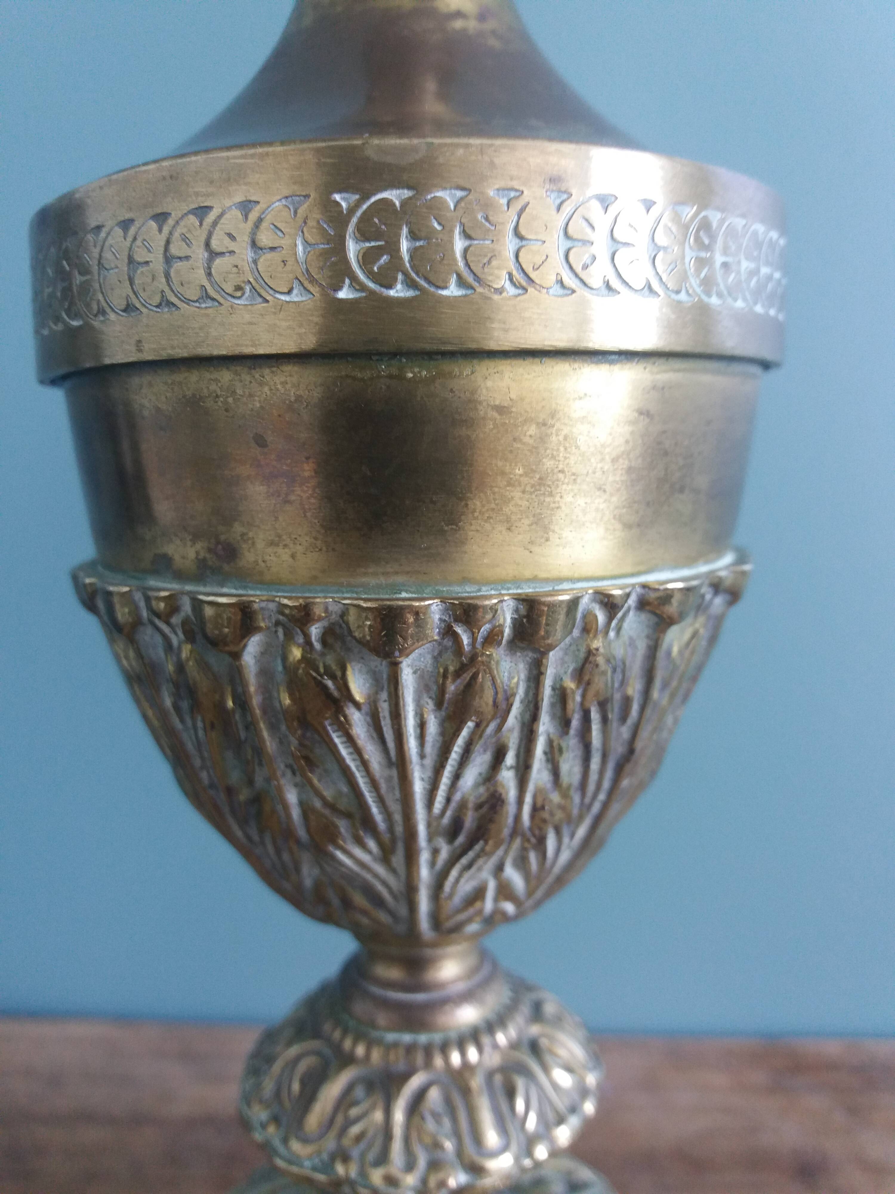 Bronze gilded brass foot lamp