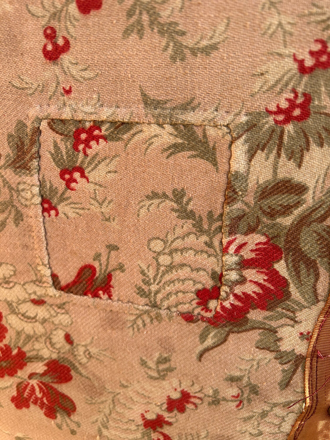 1930s shabby chic pink floral screen in original condition