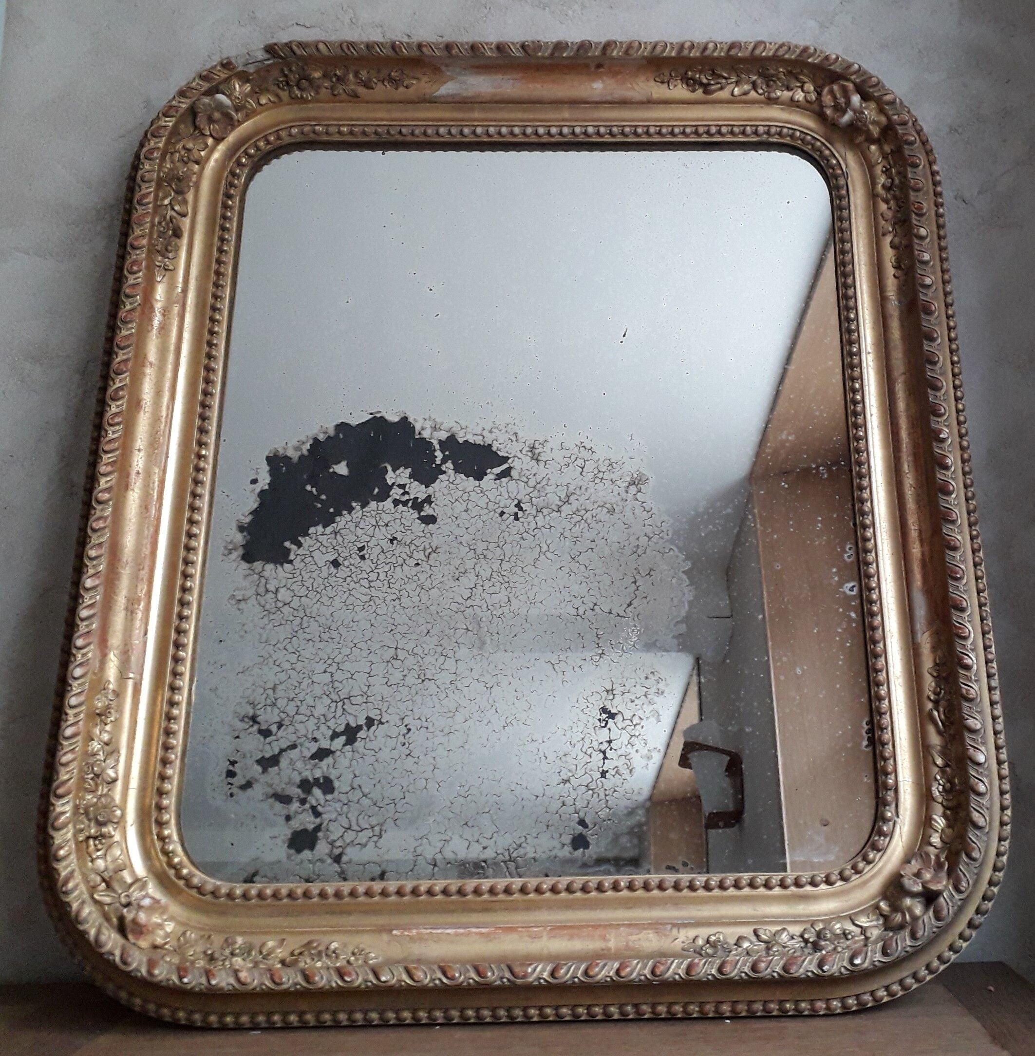 Ancient golden mirror