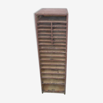 Small storage cabinet in fir