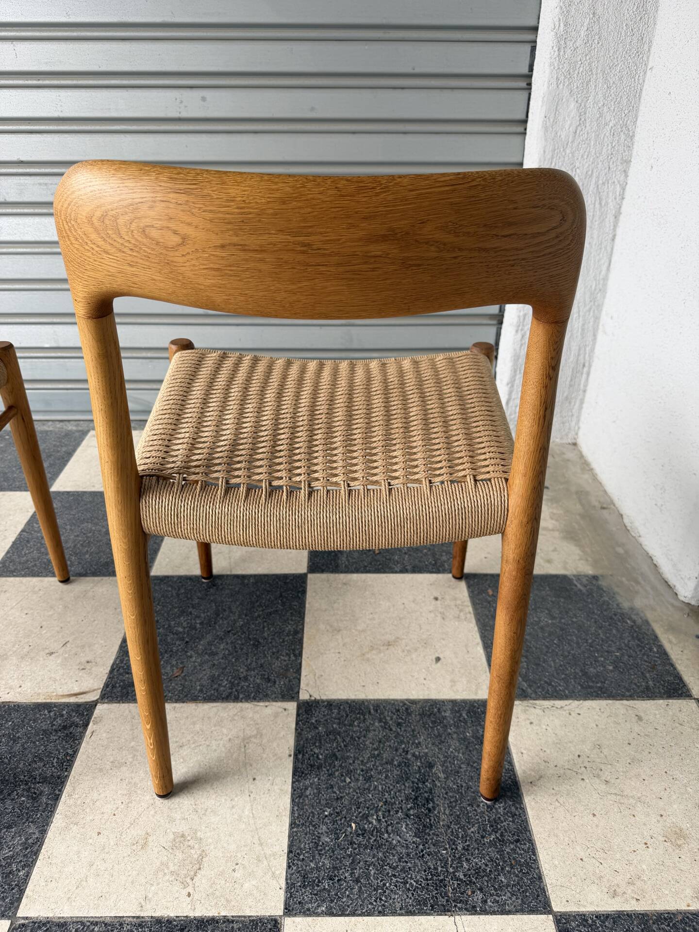 Set of 4 Møller 75 chairs in oak