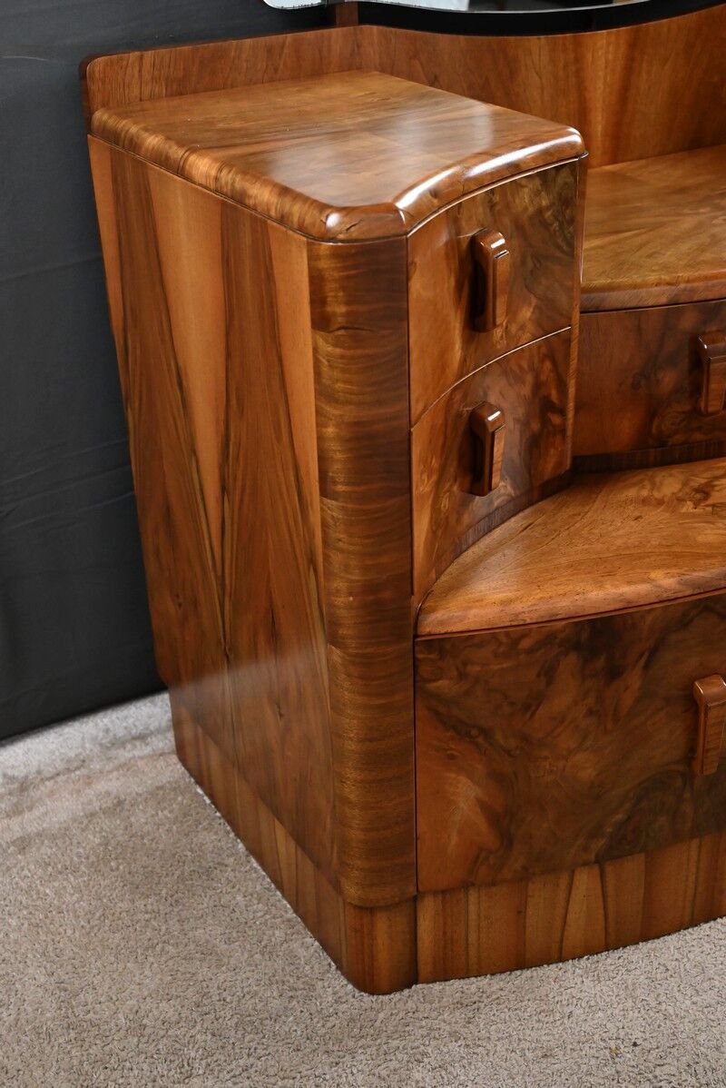 Commode-coiffeuse en ronce de noyer, Angleterre – 1920