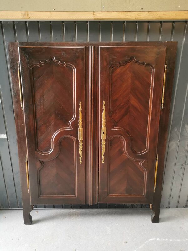 Façade de placard / Porte d'armoire pour placard intégré
