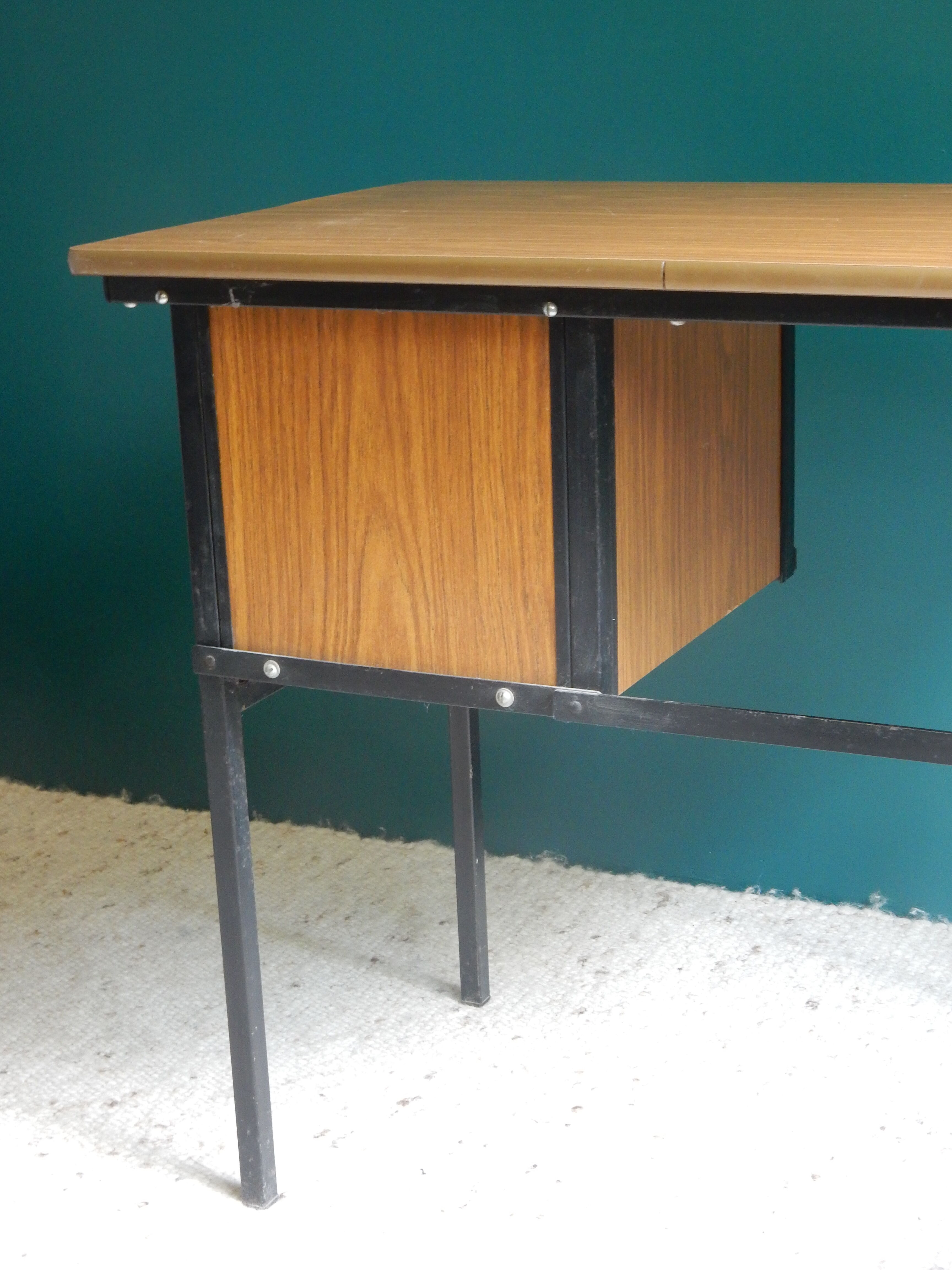 Office child formica brown