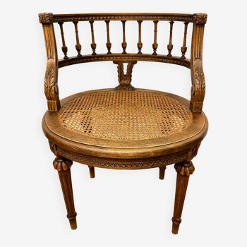 Fauteuil de style Louis XVI