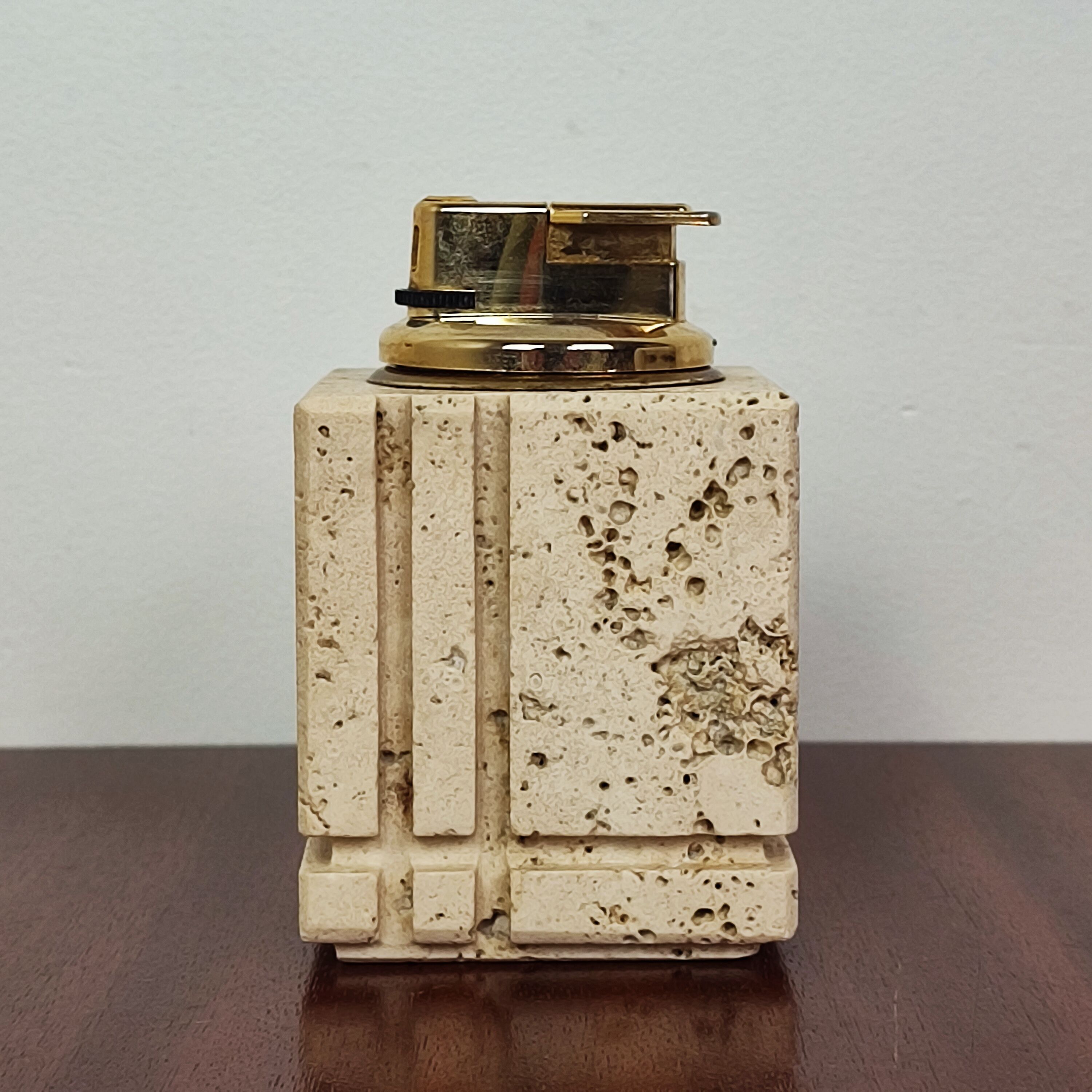 Briquet en travertin 80'