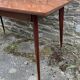 Table pieds effilés compas bois vernis extensible vintage années 50