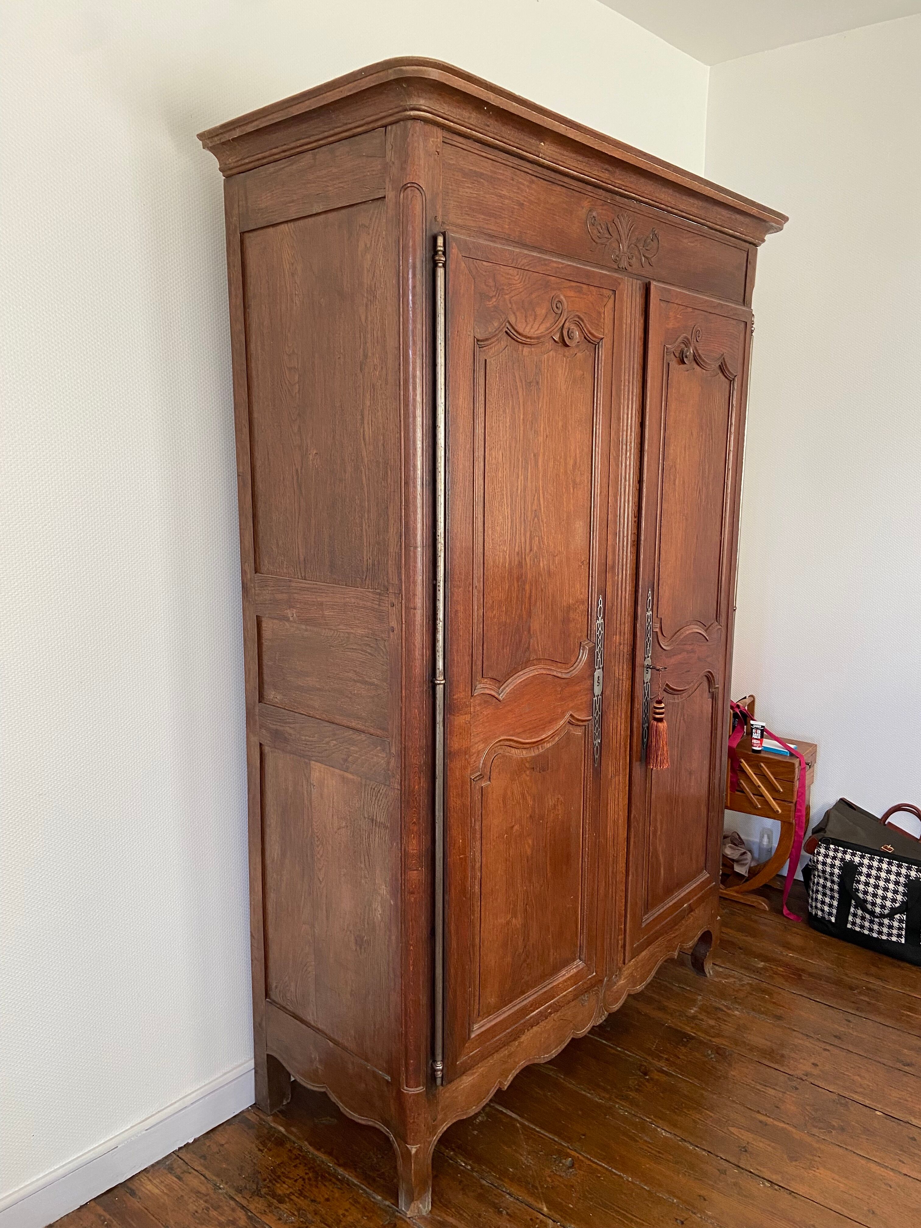 Storage cabinet of the 19th century