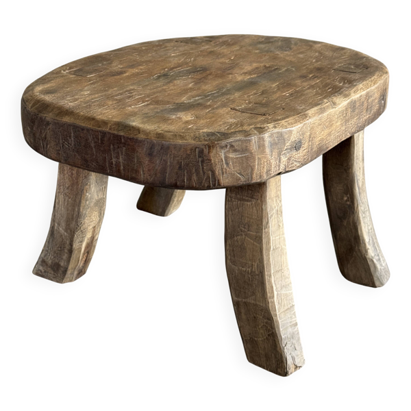 Petit stool, tabouret d'appoint en teck massif ovale pieds arqués wabi-sabi
