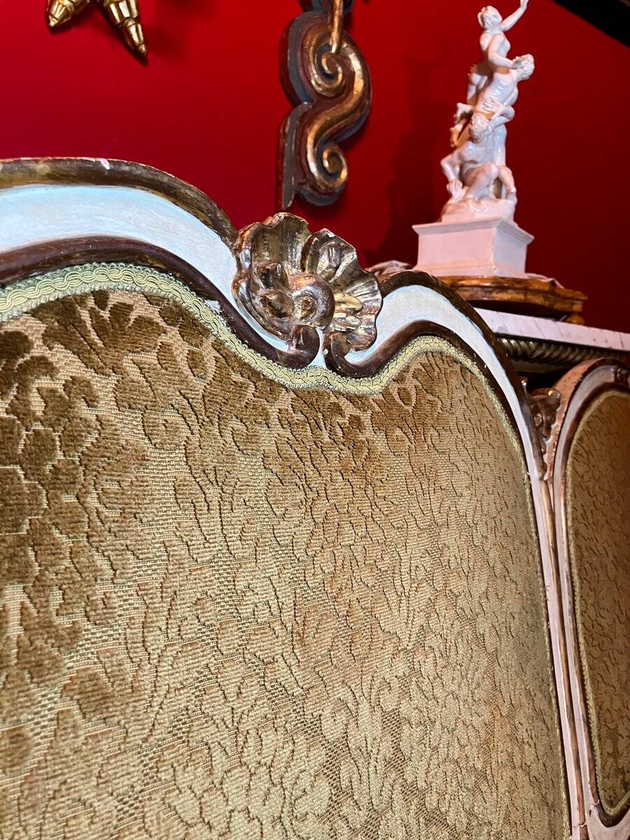 Antique Italian Baroque Louis XIV Lacquered and Parcel Gilt Sofa, 1600s