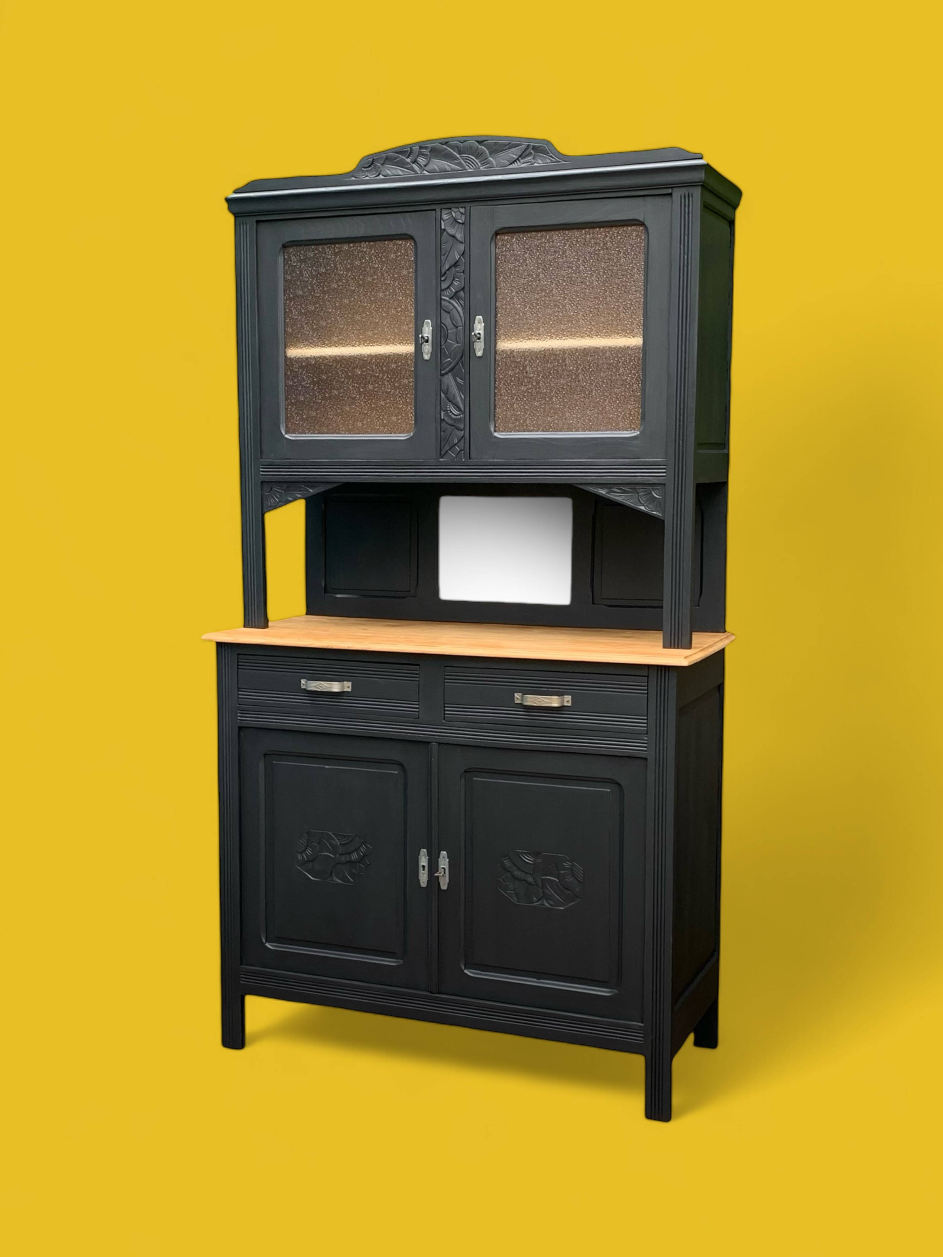 Parisian art deco buffet in solid walnut 1930