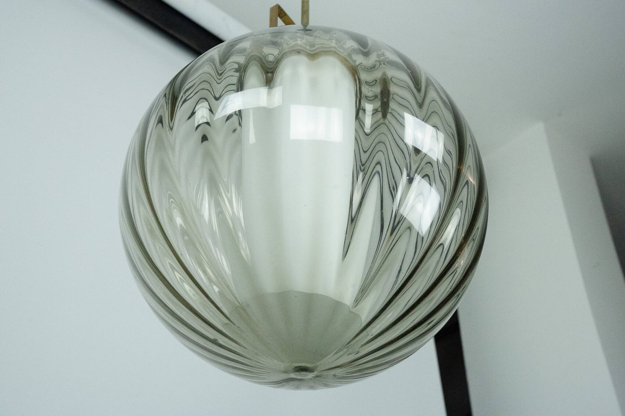 Mid-Century Murano Smoked Glass Chandelier with Opaline Diffuser, Italy '50