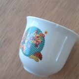 colored cups