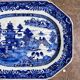 Octagonal dish in hand-painted porcelain, 18th century.