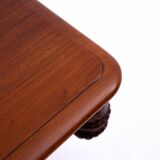 Table pattes de lion, Europe du Nord, fin du XIXe siècle.