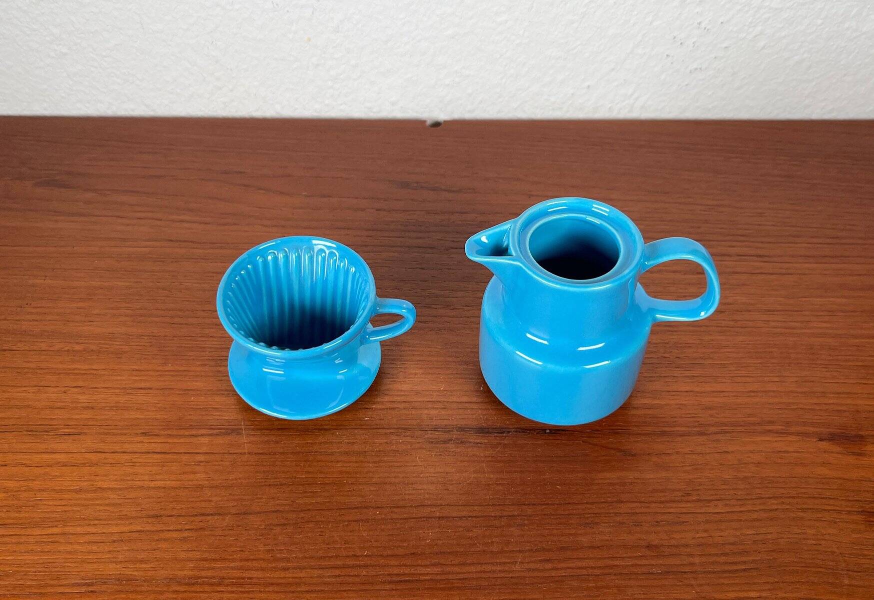 German Mid-Century Modern Space Age Ceramic Puppet-size Coffee Filter and Pot Set from Melitta, 1960s, Set of 2