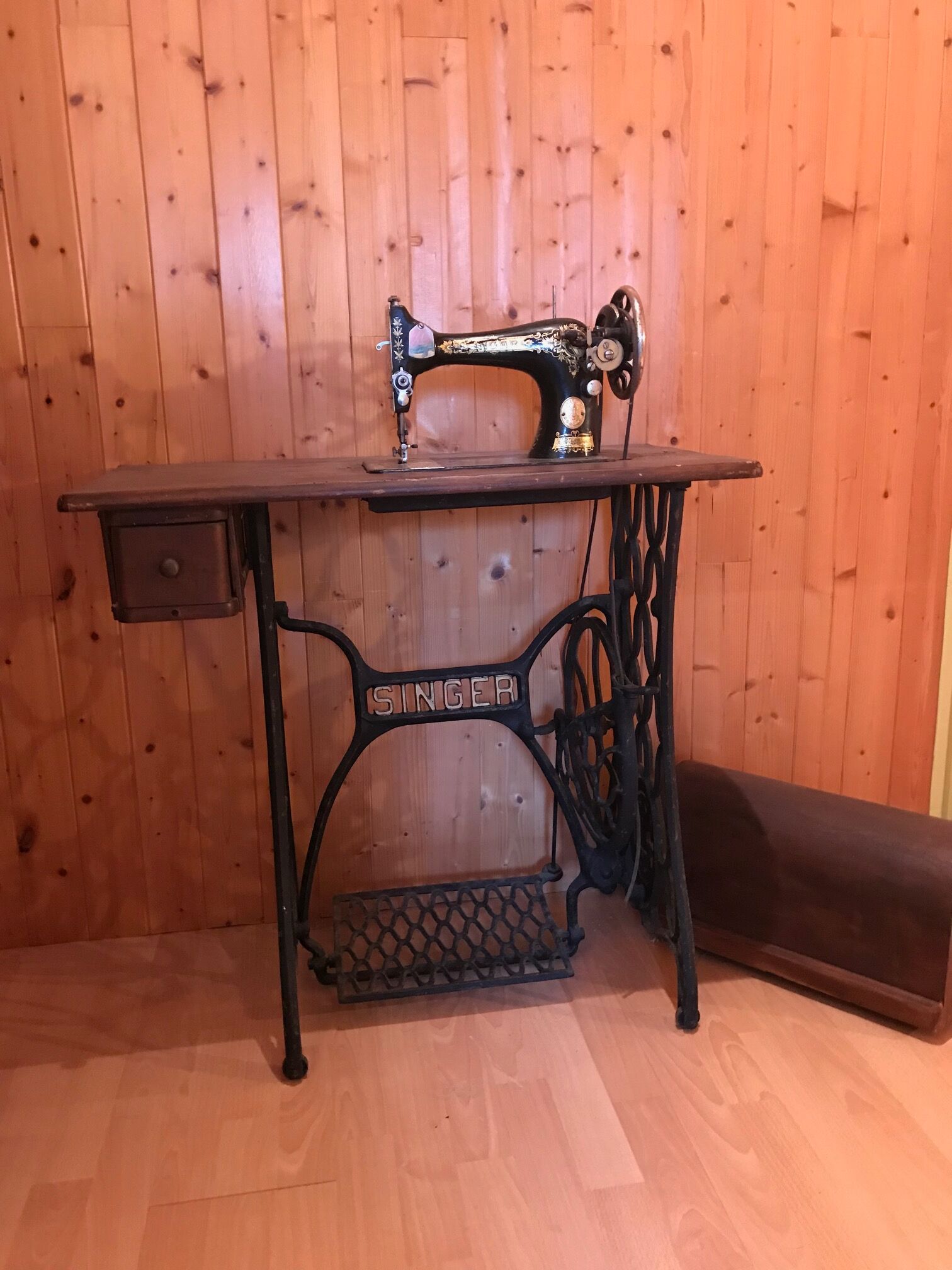 Old singer sewing machine