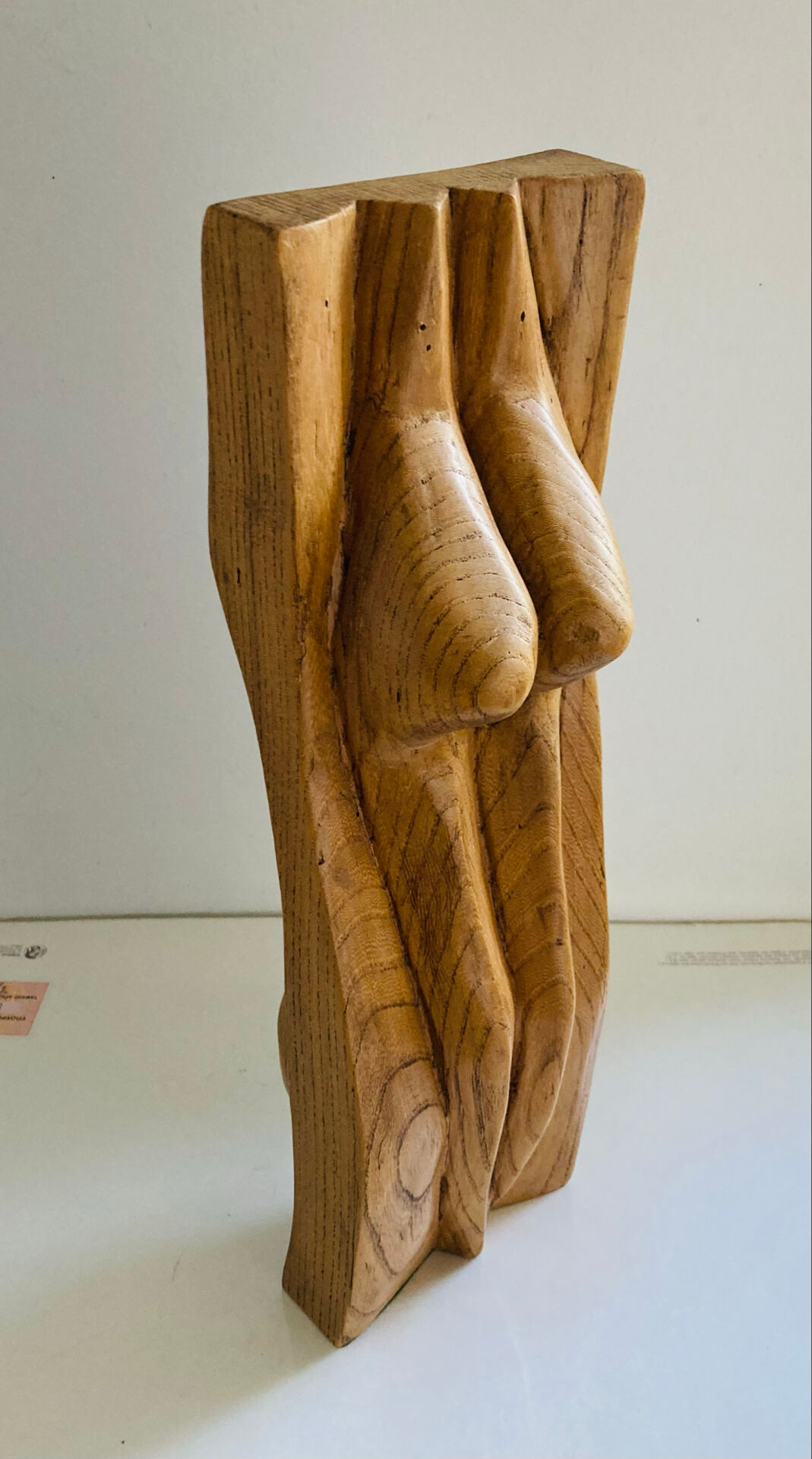 Stylised vintage female sculpture from the 1960s with organic shapes.
