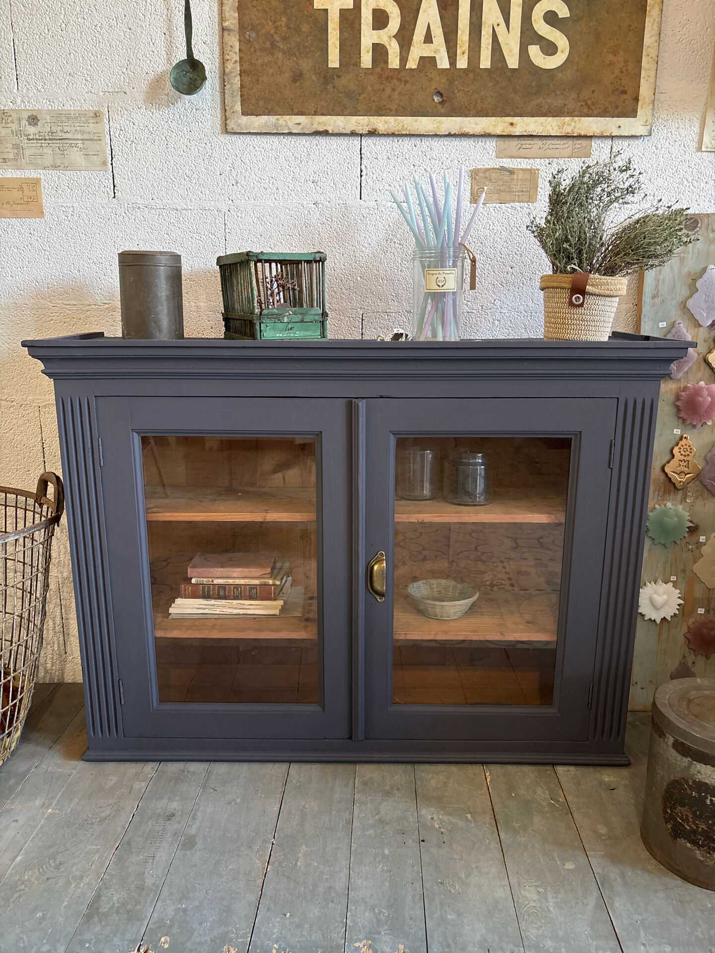 Midnight blue display cabinet