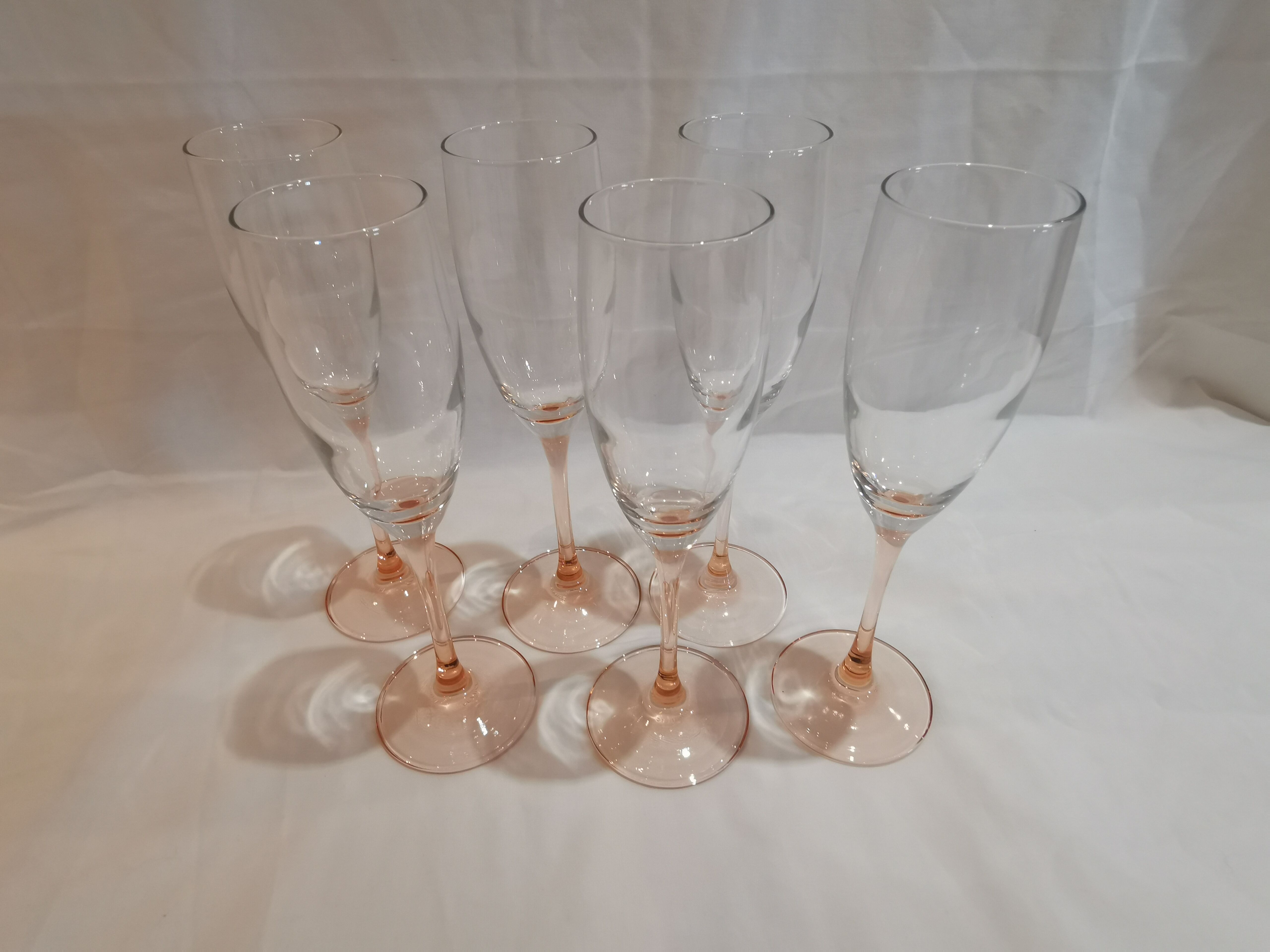 Champagne flutes pink feet LUMINARC year 70