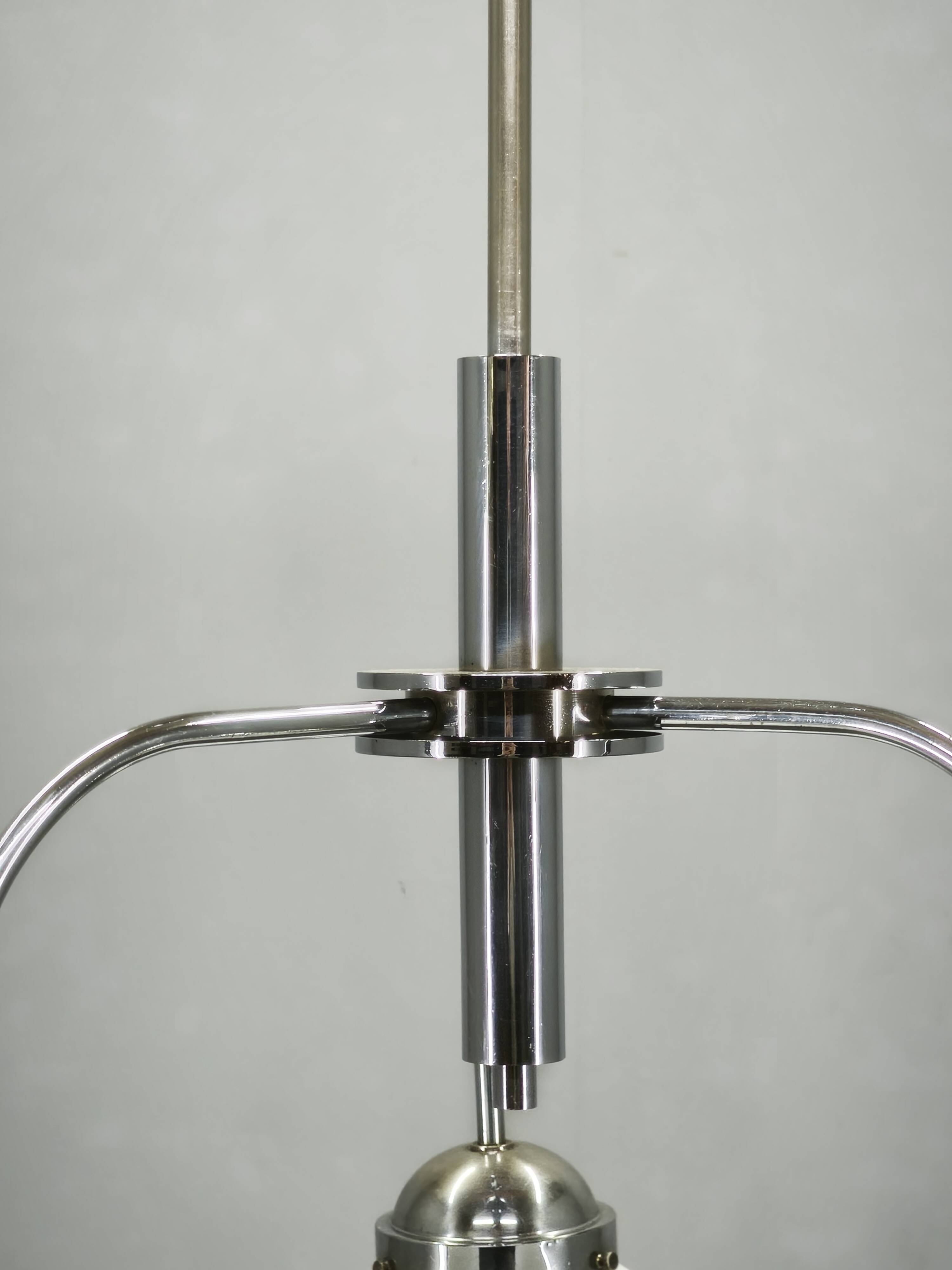 Lustre Bauhaus tchèque en verre opalin, années 1940