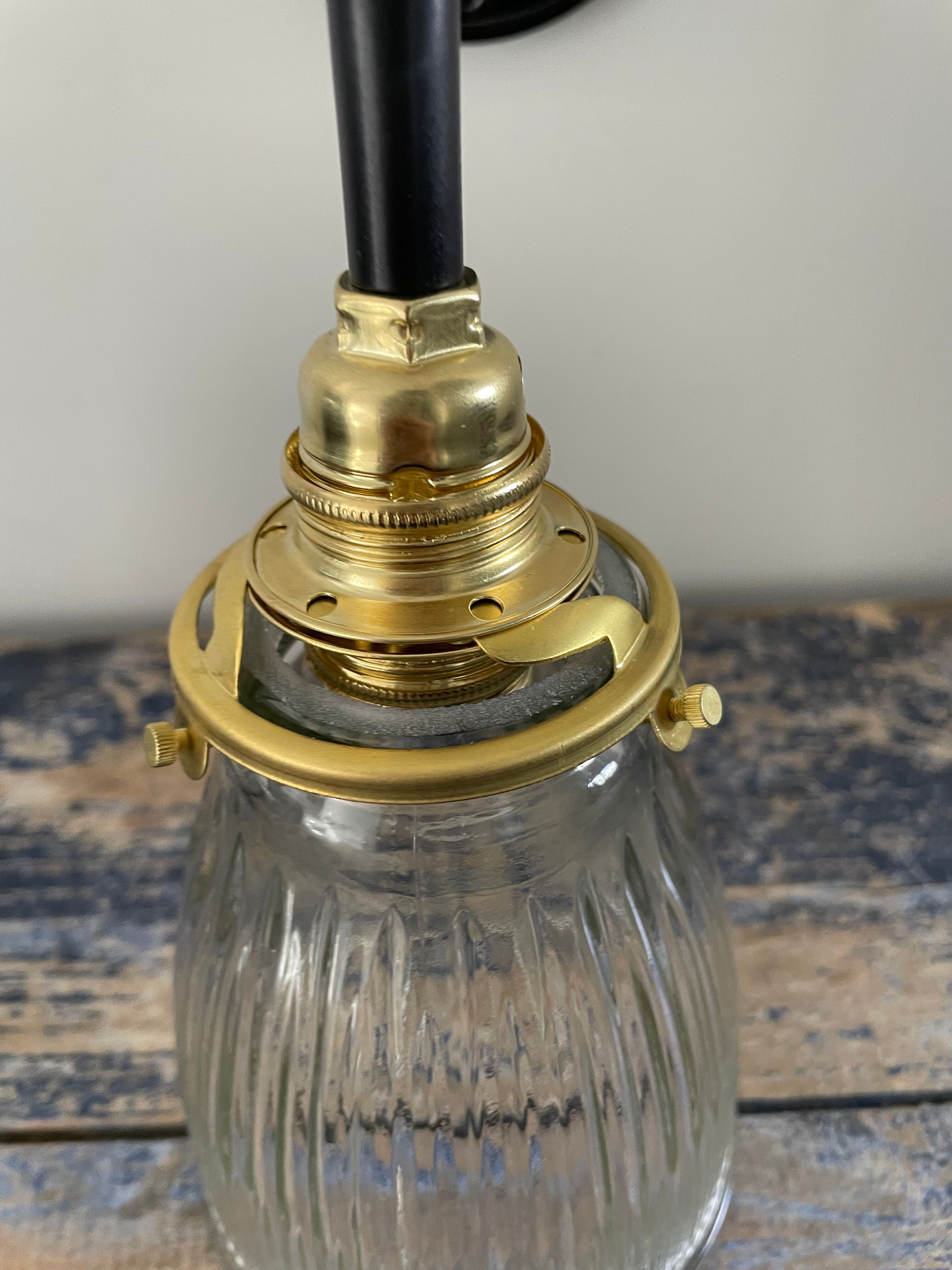 Wall lamp in brass glass and ceramic