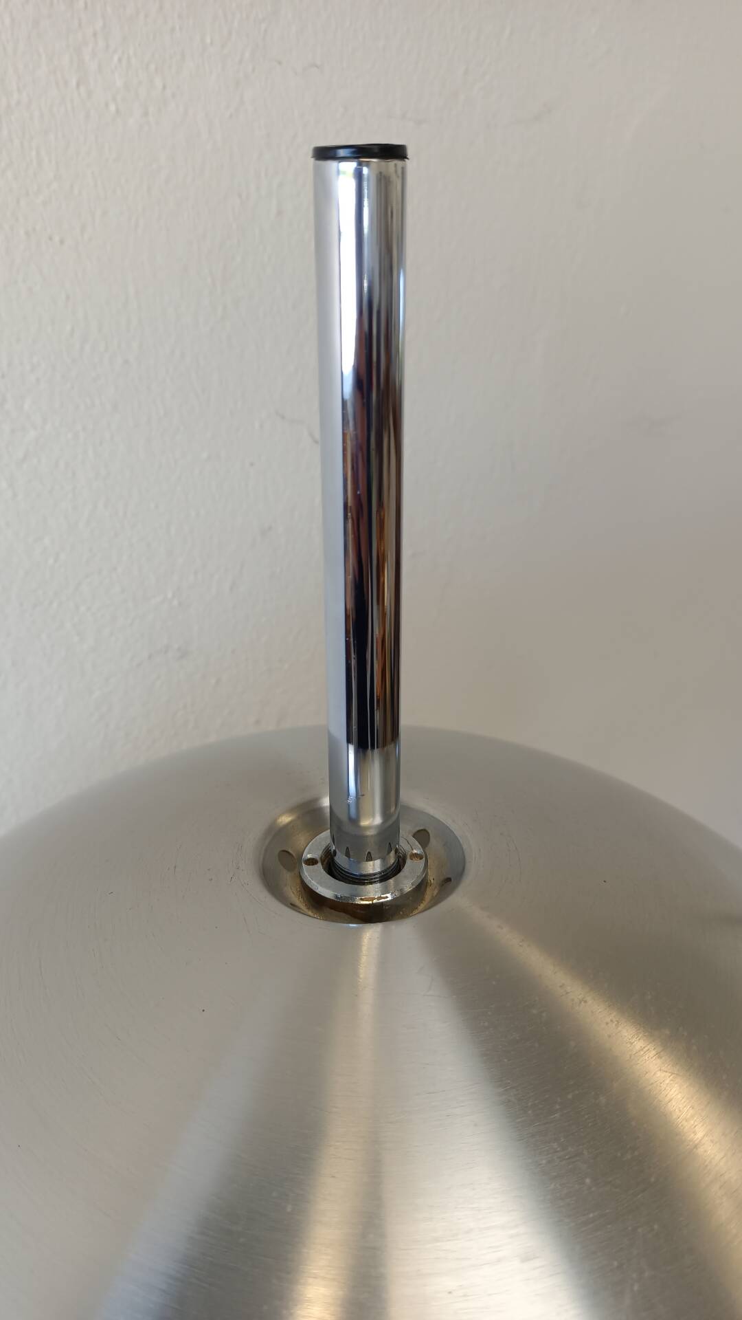 Aluminium mushroom lamp