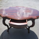 Violin table in Walnut