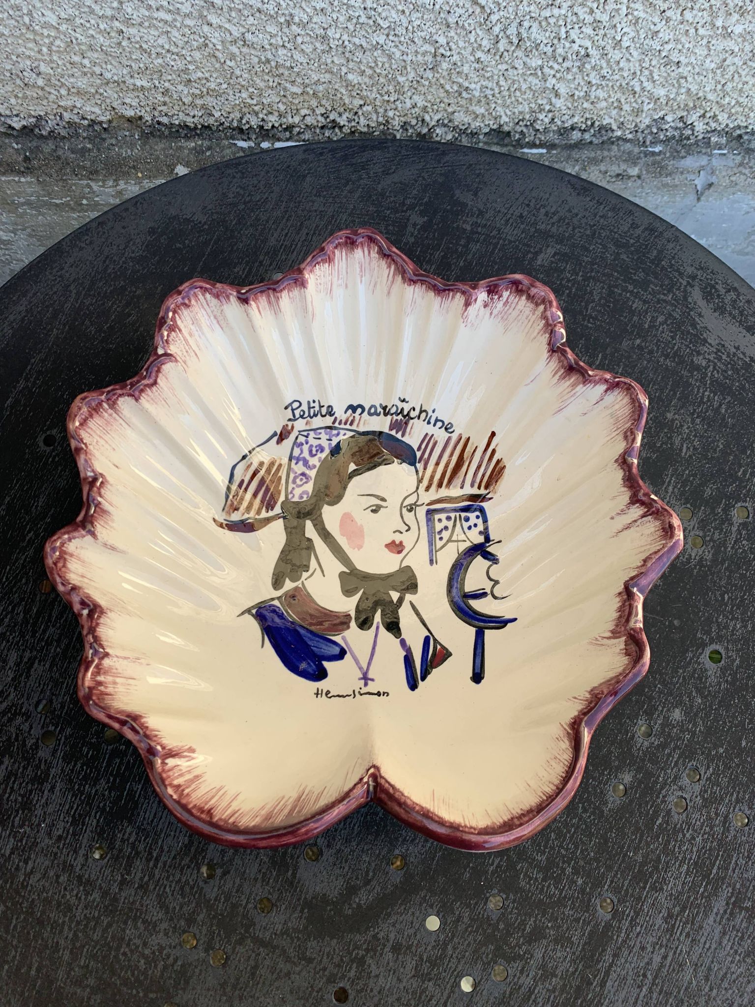 Coupe à fruits petite maraîchine peinte à la main et signée par Henry Simon vintage