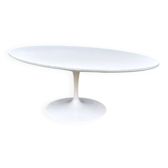 Tulip coffee table for knoll international by Eero Saarinen 1970