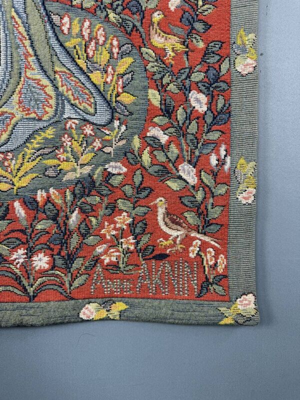 Tapisserie murale de style médiéval, scène courtoise, XXe siècle