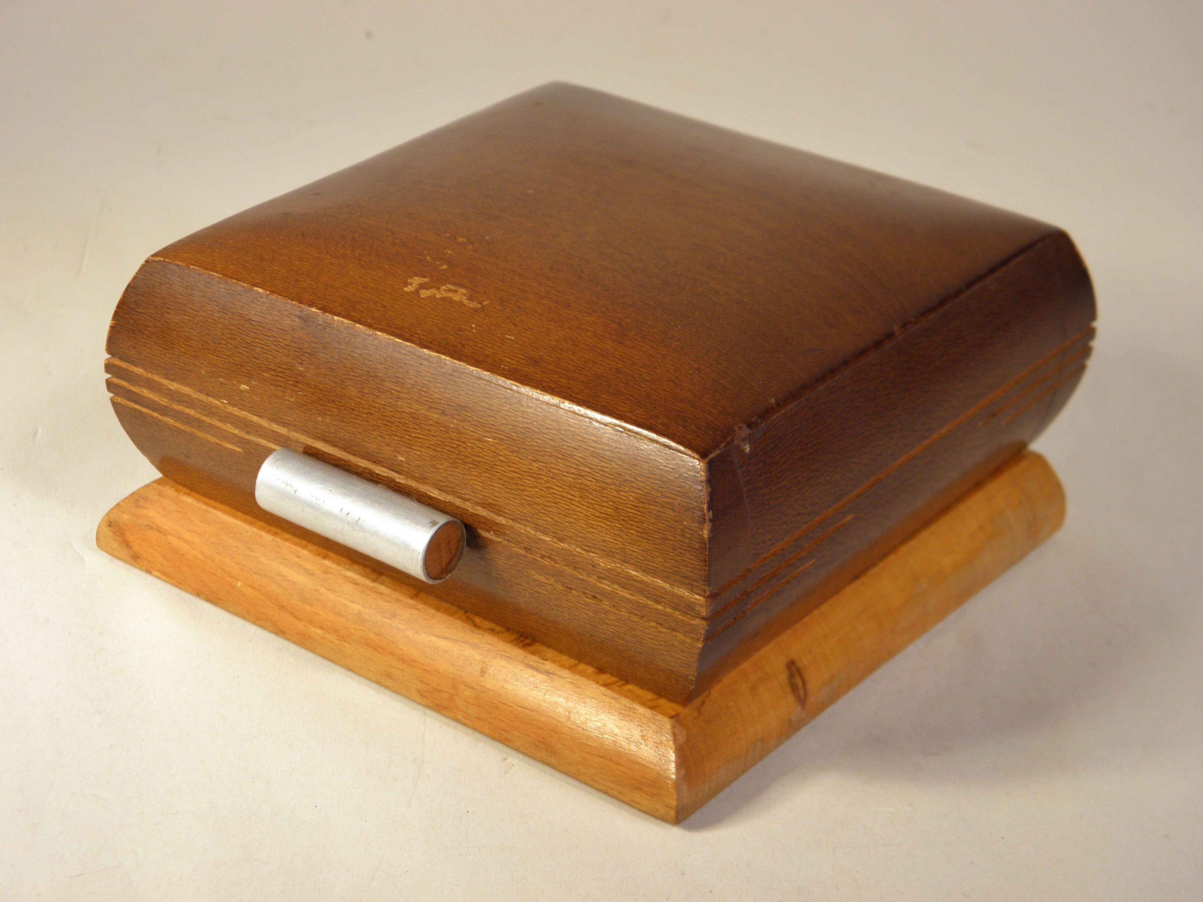 Art Deco cigarette box
