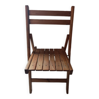 Folding chair in solid wood