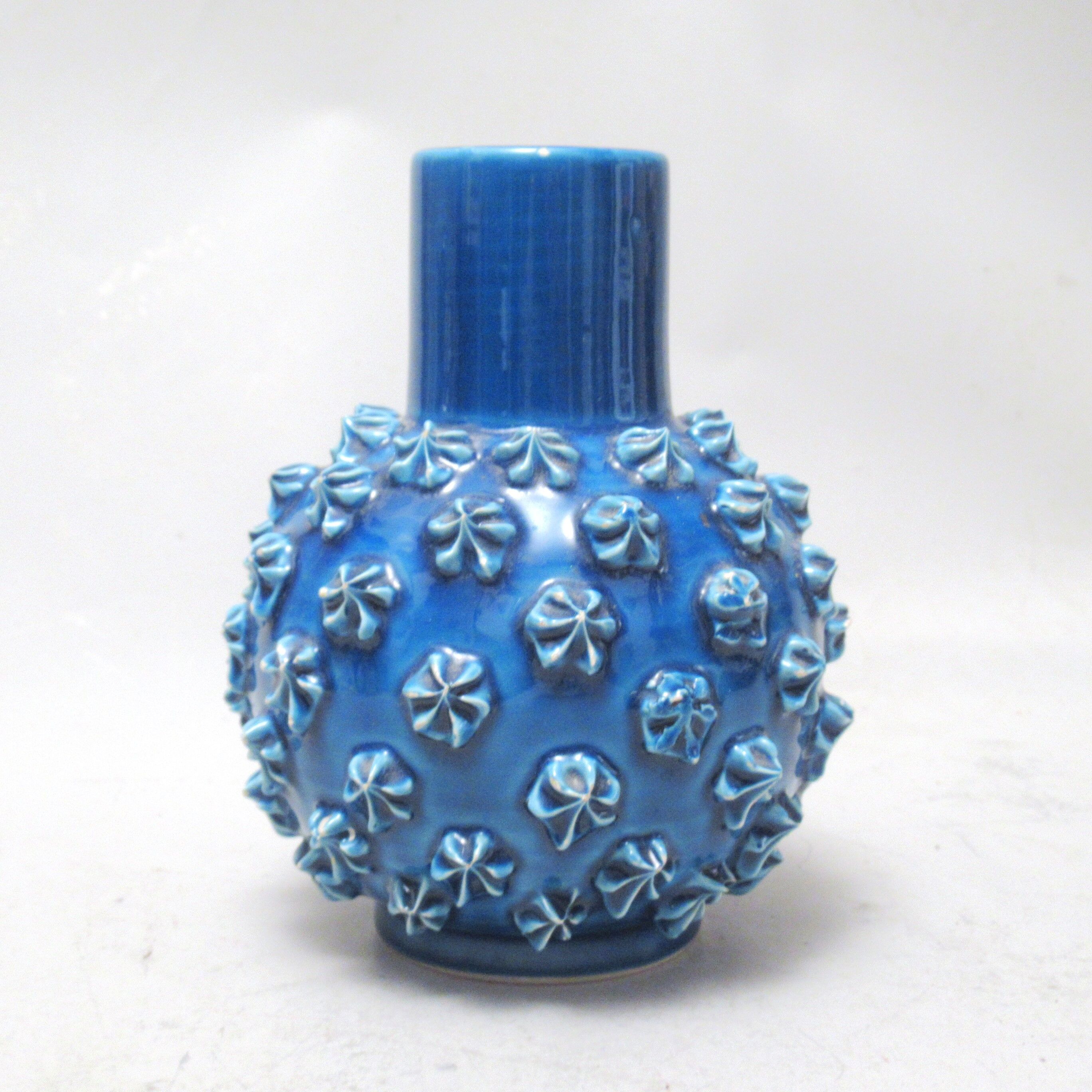 Vase turquoise pine cone Italy 60s
