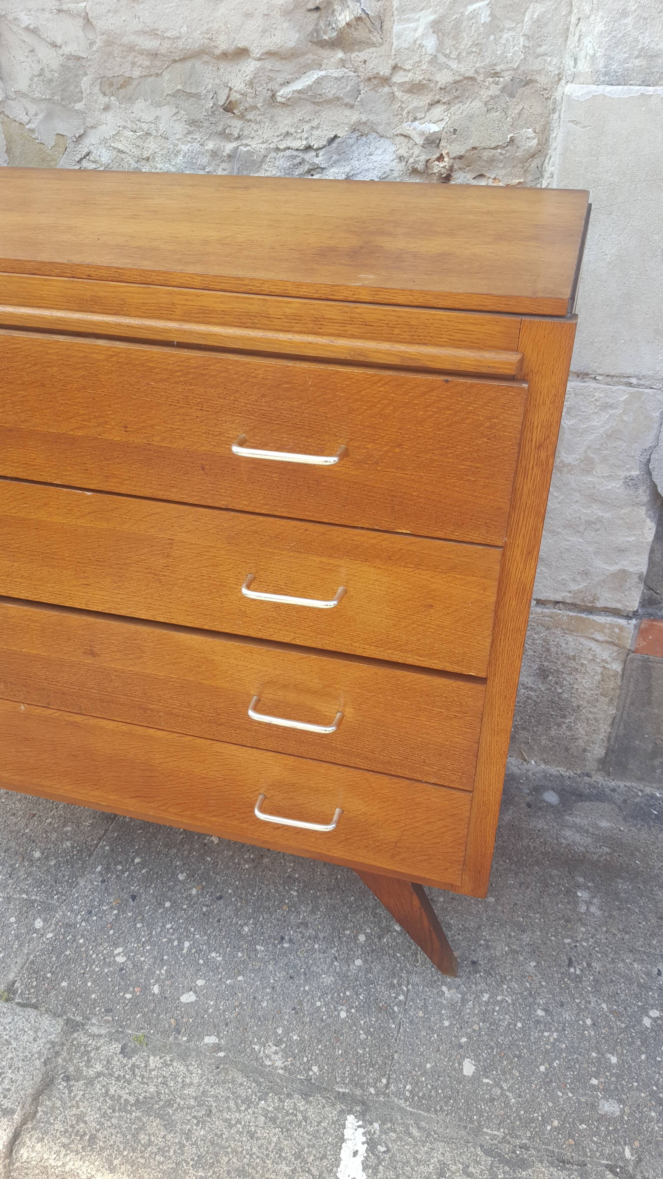 Vintage dresser
