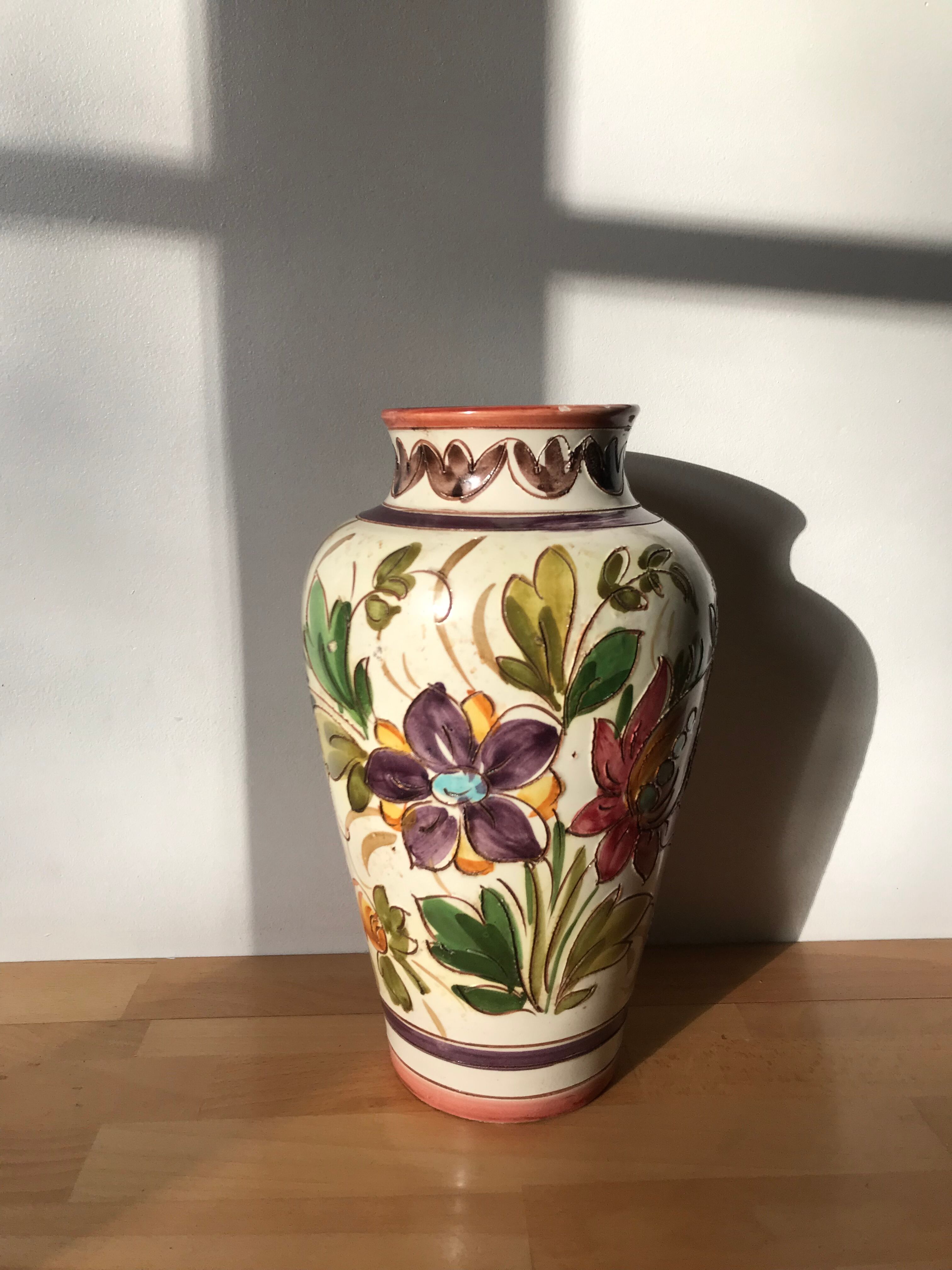 Flower vase