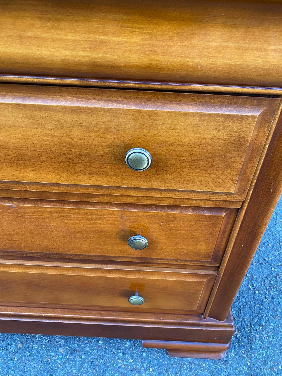 Louis Philippe wooden chest of drawers with 3 drawers