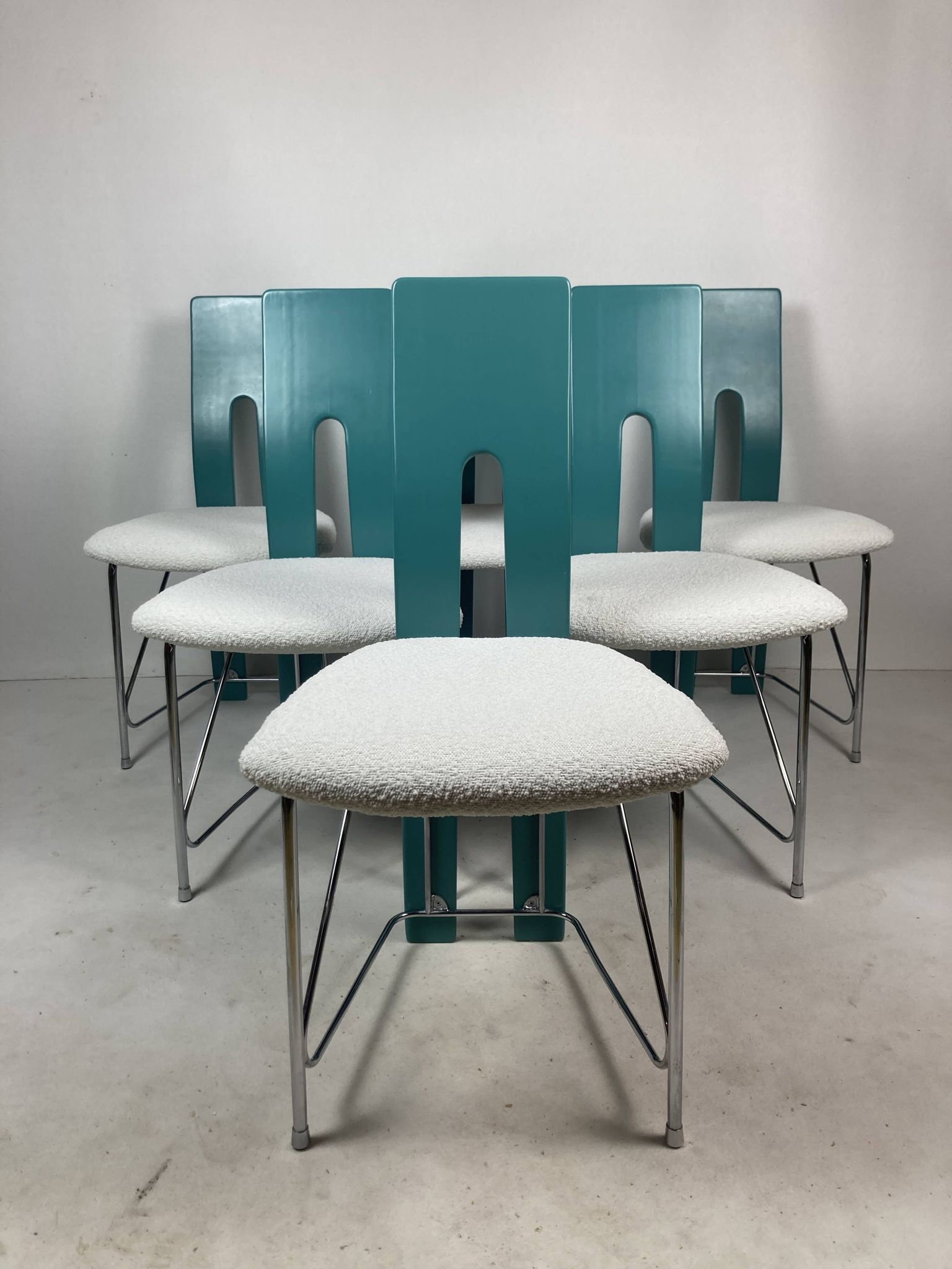 Set of 6 Memphis dining chairs in bouclé, 1980s