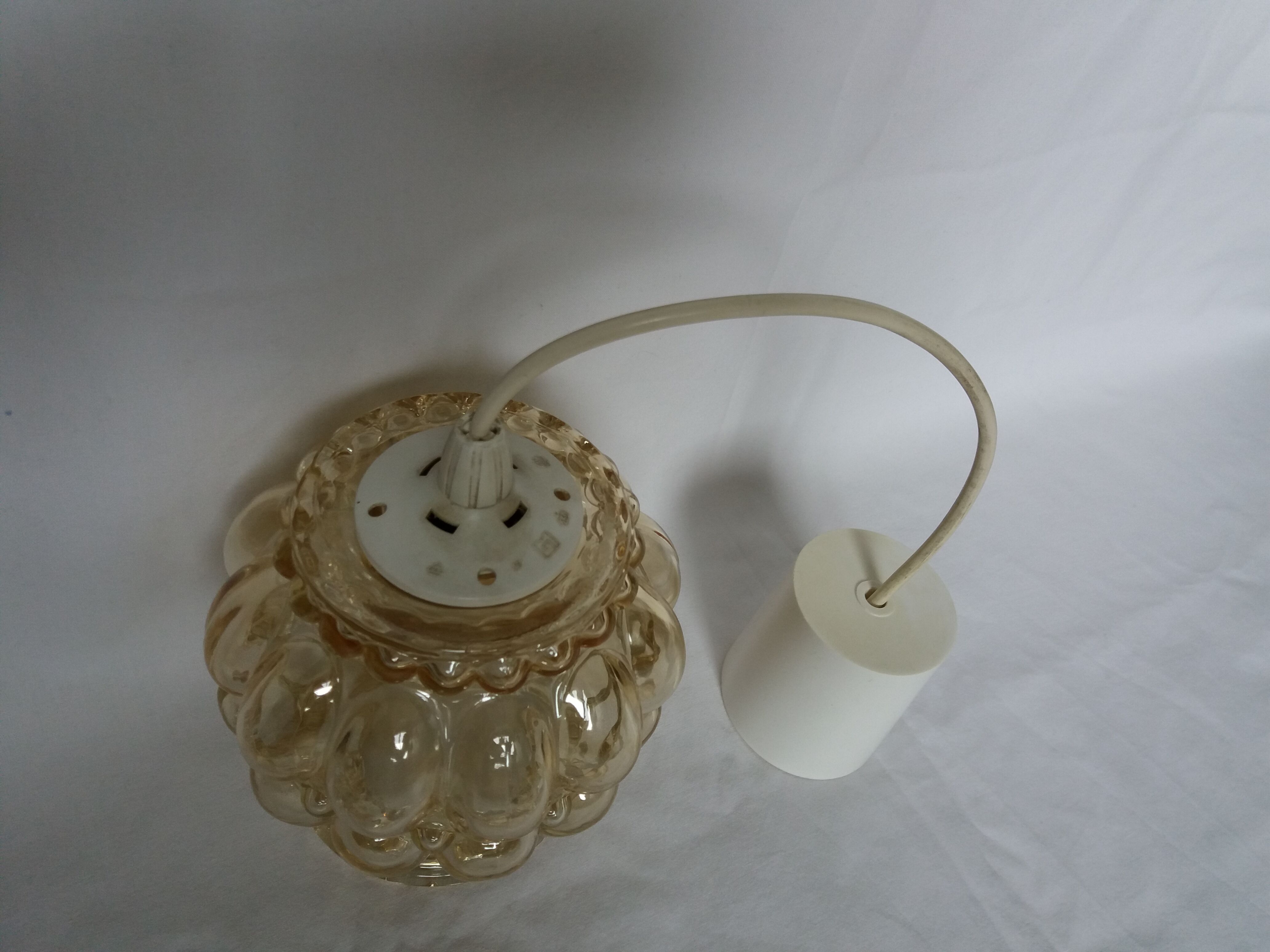 Molded glass globe suspension