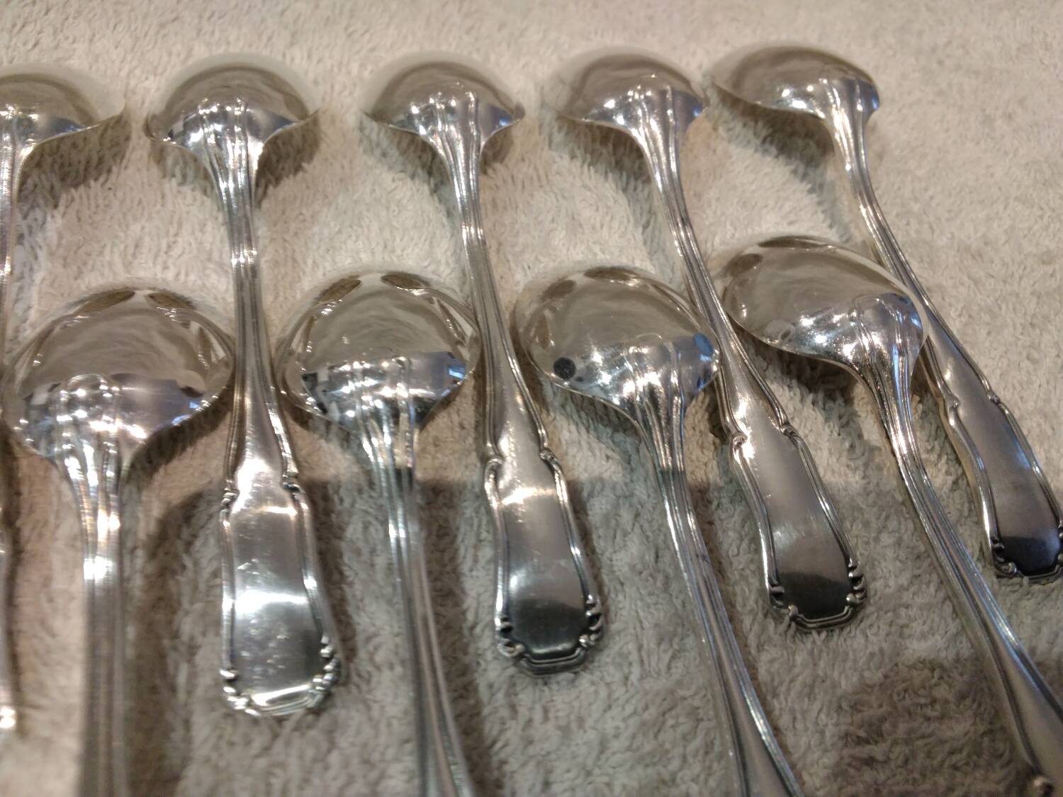 12 silver-plated metal mocha spoons, Ercuis Valencay silversmith, 10cm